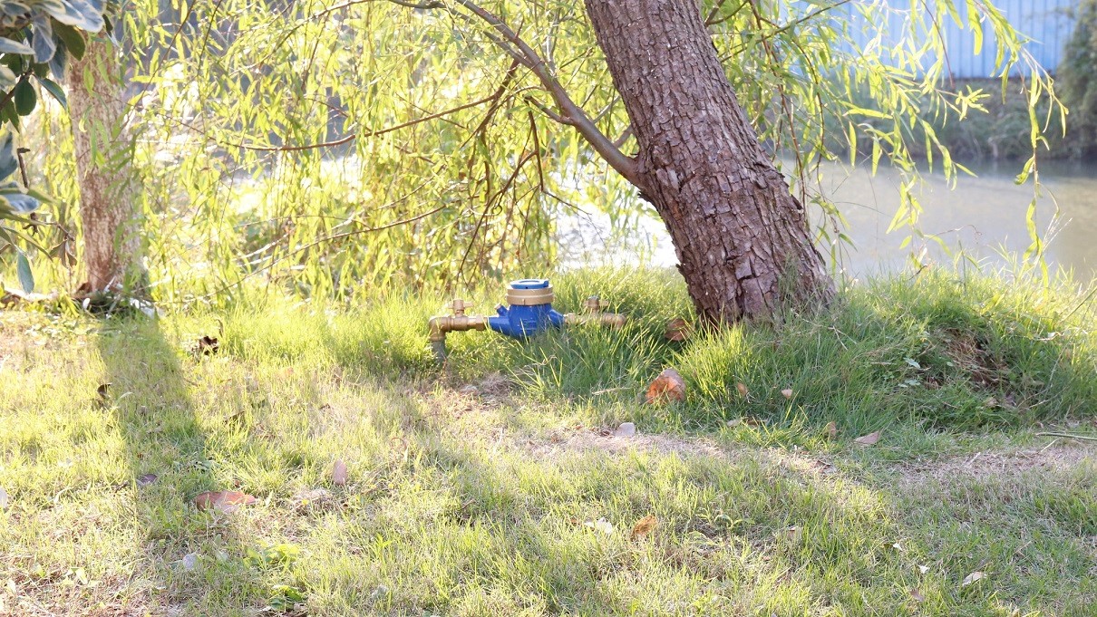 Blog Image-Outdoor brass water meter